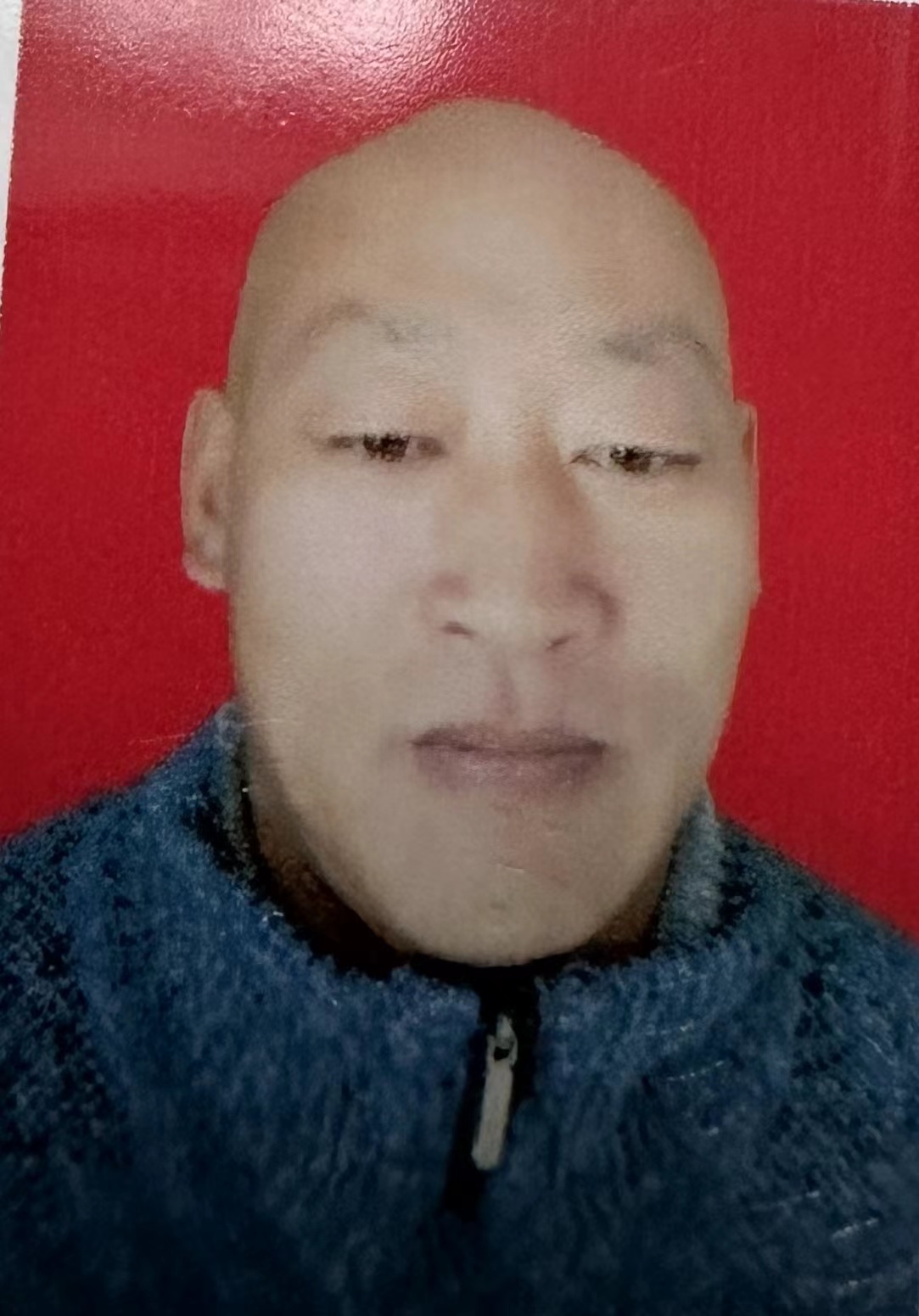 王占洪