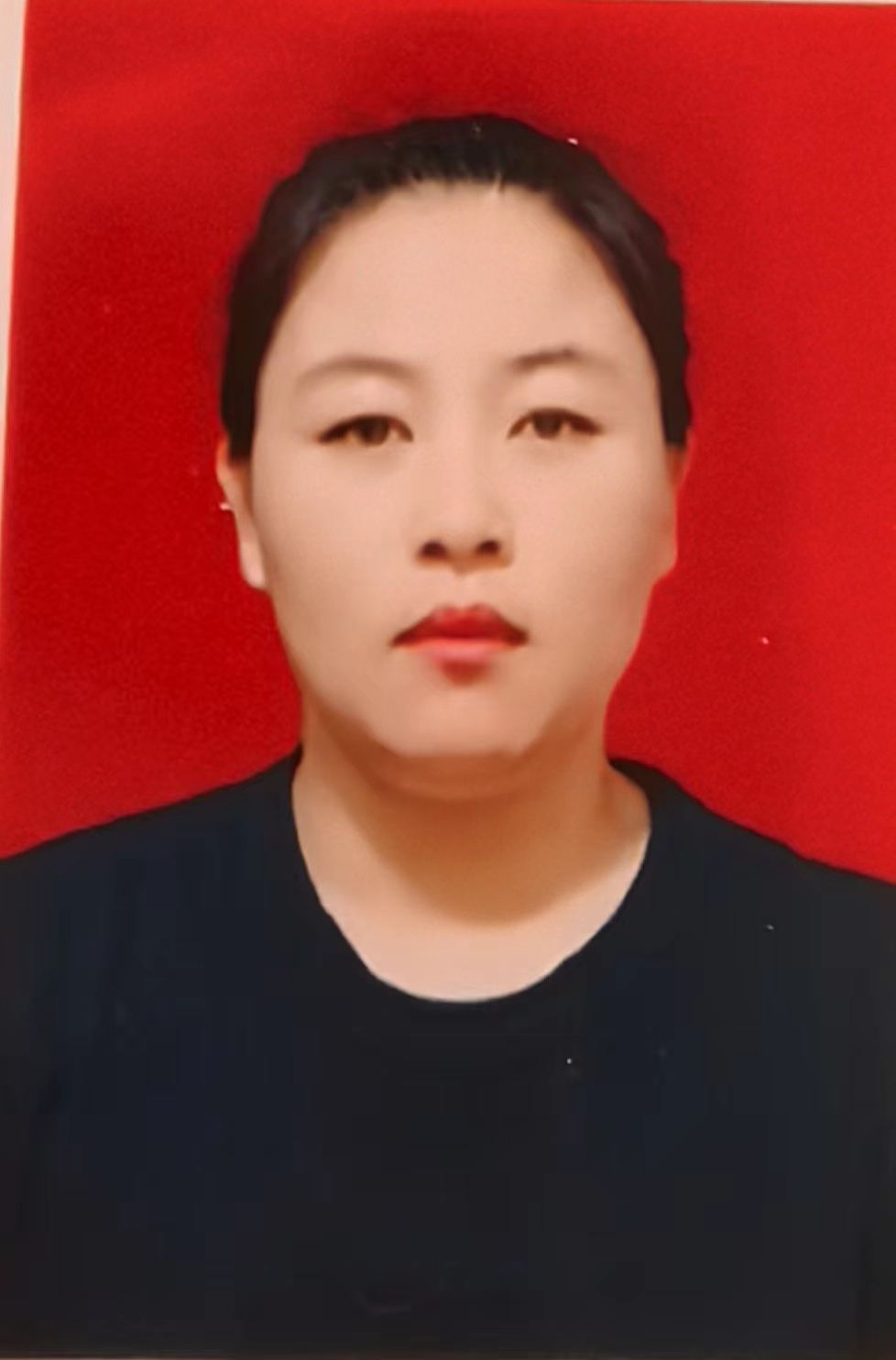 李艳霞